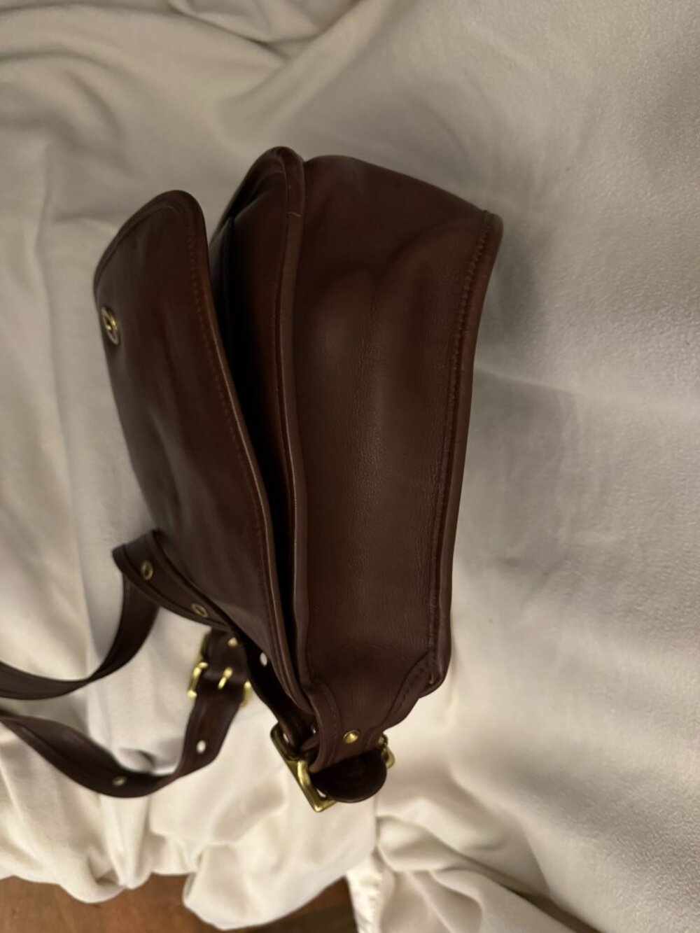 Coach (Vintage) Stewardess Bag Mahogany - Picture 5 of 10